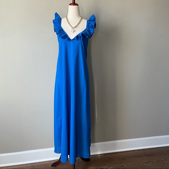 SOLD! H&M Ruffled V-neck A-line Sleeveless Dress - Picture 5 of 12